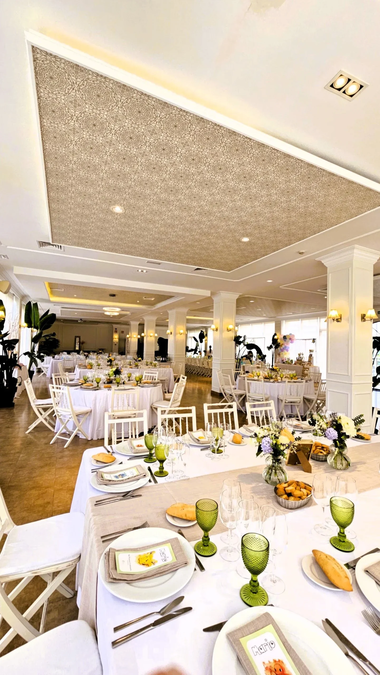 Salón Jazmín del Hotel Las Bóvedas montado para un banquete