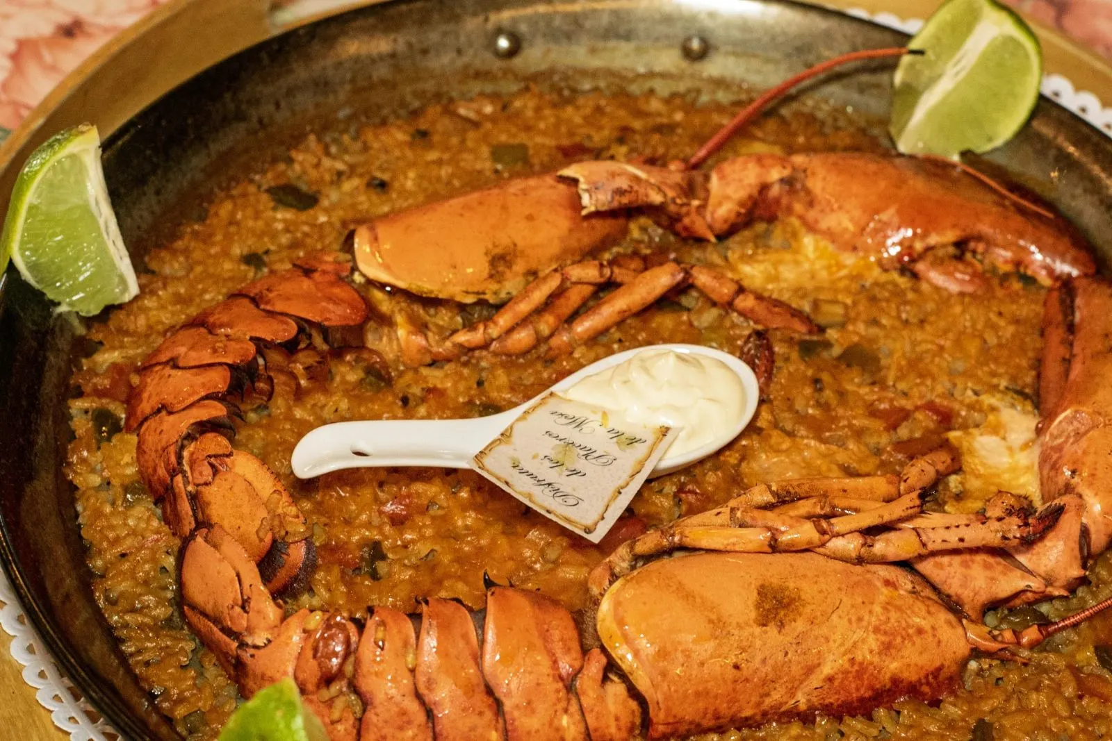 Arroz caldoso con bogavante de la carta del Restaurante Las Bóvedas
